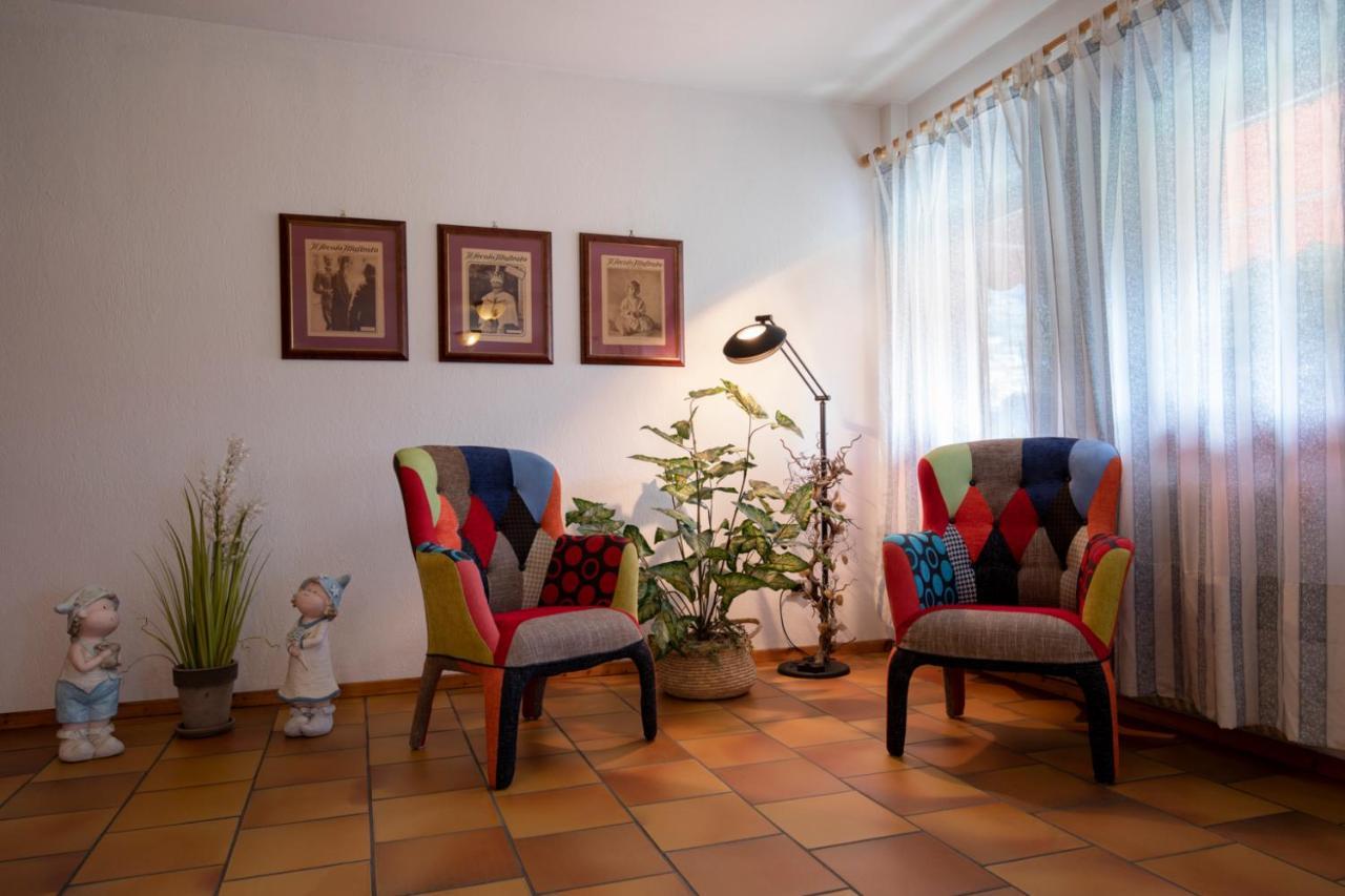 Hotel Petit Foyer بولّييْن المظهر الخارجي الصورة