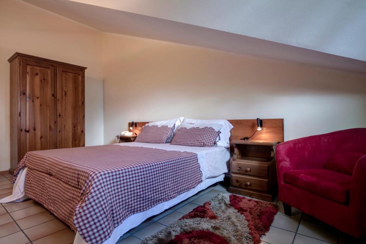 Hotel Petit Foyer بولّييْن المظهر الخارجي الصورة